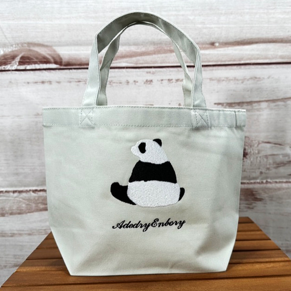 【送料無料】斜め背中パンダ刺繍のキャンバスミニトートバッグ 5枚目の画像