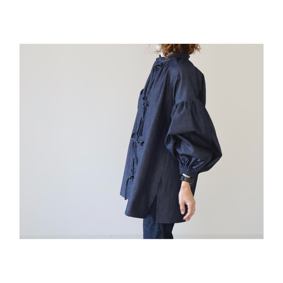 岡山県倉敷児島デニムで魅せる、ボリューム袖リボンチュニックブラウス／デザインデニムブラウス／インディゴ 