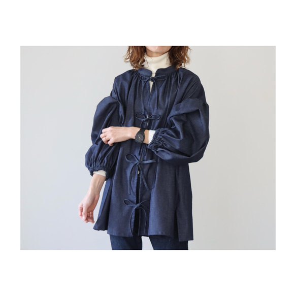 岡山県倉敷児島デニムで魅せる、ボリューム袖リボンチュニックブラウス／デザインデニムブラウス／インディゴ 