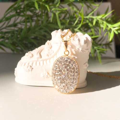 クリスタル スワロフスキー ネックレス オーバル 型 キラキラ輝く