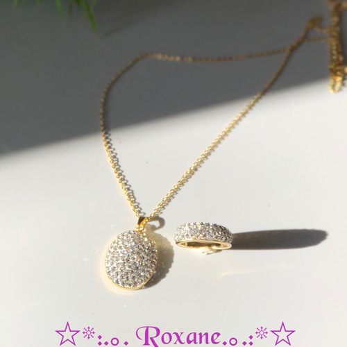 クリスタル スワロフスキー ネックレス オーバル 型 キラキラ輝く