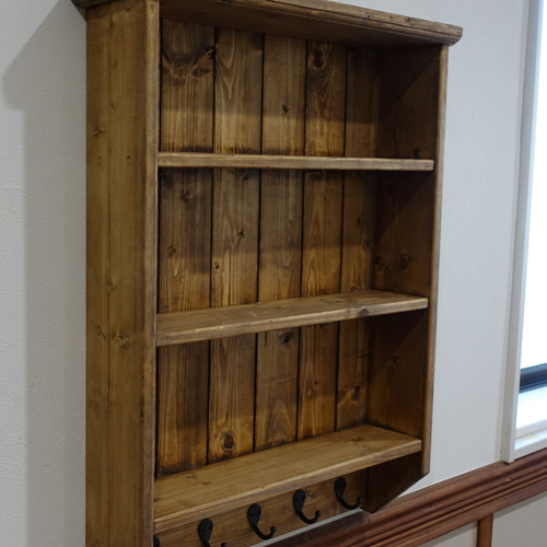 ウォールシェルフ 壁掛けラック 3段 パイン無垢材 フック付き ダーク