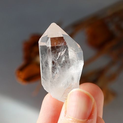 トマスゴンサガ産ポイントクォーツ 水晶 浄化 ストーン 天然石 鉱物