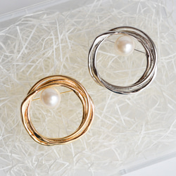 パールつき、メタルサークルブローチ シルバー ゴールド 大人可愛い