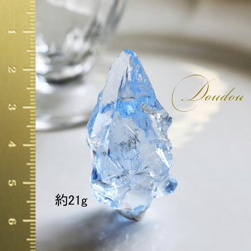 アンダラクリスタル　三角　２５０８１３－１ アンダラクリスタル 三角 250813－1 - メルカリ