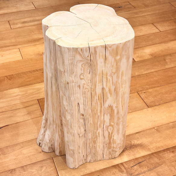 Hinoki  Wood  Stool No.511 1枚目の画像