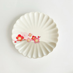 梅×シルバーの菊皿 2枚目の画像