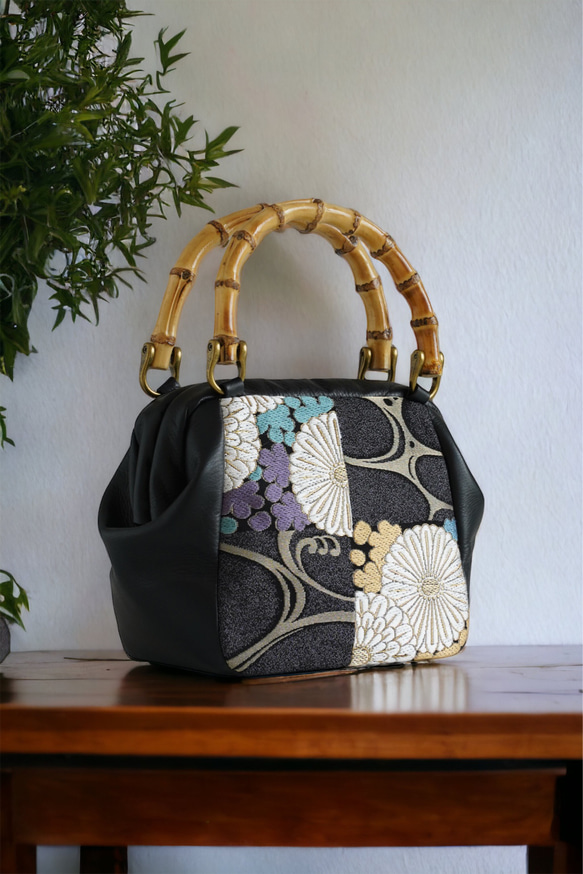 西陣織とスムースレザーのニュームバッグ 