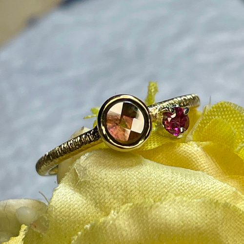 希少石、奈良天川村産レインボーガーネットのリング K18 指輪・リング