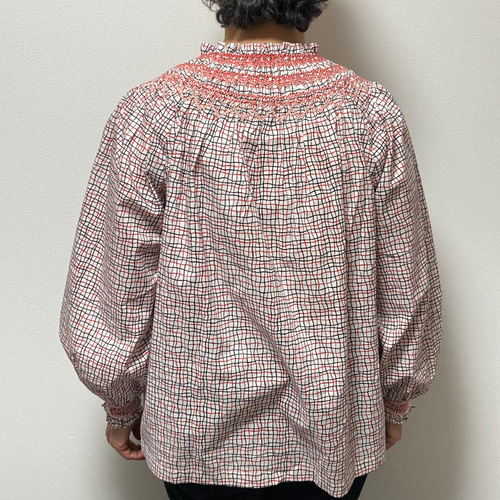 スモッキング刺繍ブラウス ブラウス sakurasanta 通販 16999420