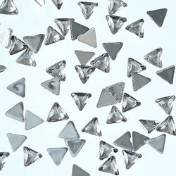 ラインストーン 3ｍｍ クリア 三角 9000粒 立体 ネイル デコ 封入 レジン ハンドメイド パーツ BD3492 2枚目の画像