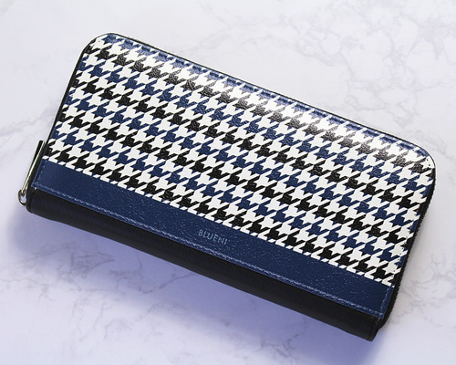 千鳥格子（ハウンドトゥース）の長財布〈ダークブルー＆ブラック