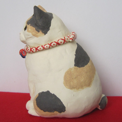 招き猫 作家 新品 三毛猫 青海波模様 陶器 縁起物 置物 【公式通販】
