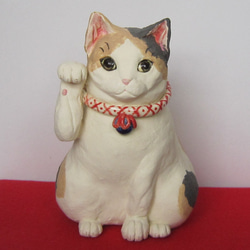 招き猫　スコ座り　波模様　陶器　置物 招き猫スコ座り波模様陶器置物