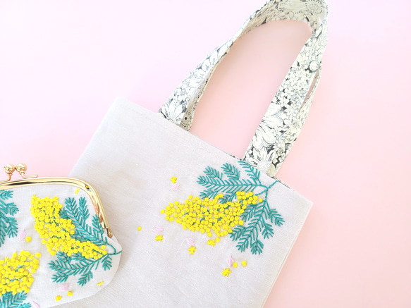 Creema限定！母の日ギフトセット ミモザと桜の刺繍 アイボリー リネンのバッグとがま口 3枚目の画像