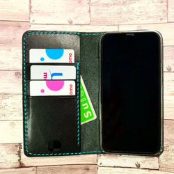 栃木レザーiPhoneケース　ブラック　　スマホケース　手帳型　本革　シンプル　ポケット付き 3枚目の画像