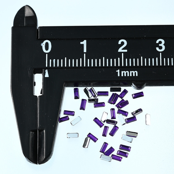 ラインストーン 紫 長方形 2.5ｍｍ 9000粒 プラ製 ネイル レジン デコ ハンドメイド パーツ BD3525 4枚目の画像