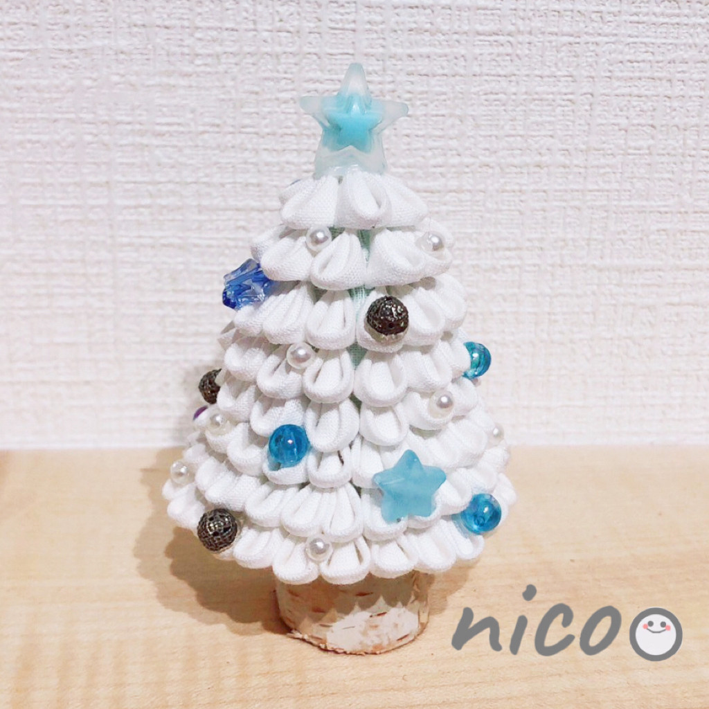 【Rusty】つまみ細工 クリスマス ホワイト 送料無料】no.101⁂つまみ細工⁂ クリスマスツリー クリスマス