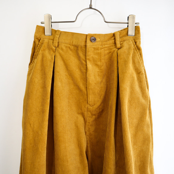 cotton corduroy zip squash pants (mustard) 2枚目の画像