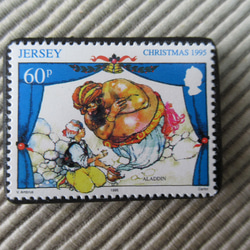 ジャージー島　クリスマス切手ブローチ 9203 1枚目の画像