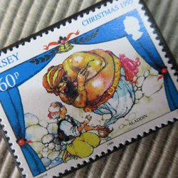 ジャージー島　クリスマス切手ブローチ 9203 2枚目の画像