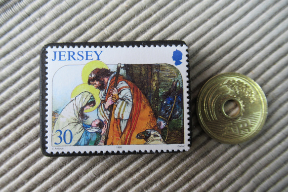 ジャージー島　クリスマス切手ブローチ 9210 3枚目の画像