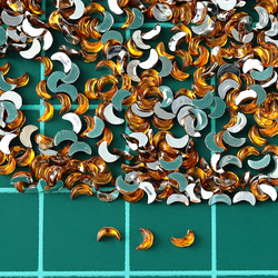 ラインストーン イエロー 月 2.5ｍｍ 9000粒 プラ製 ネイル デコ レジン ハンドメイド パーツ BD3539 5枚目の画像