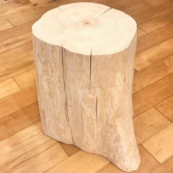 Hinoki  Wood  Stool No.517 1枚目の画像