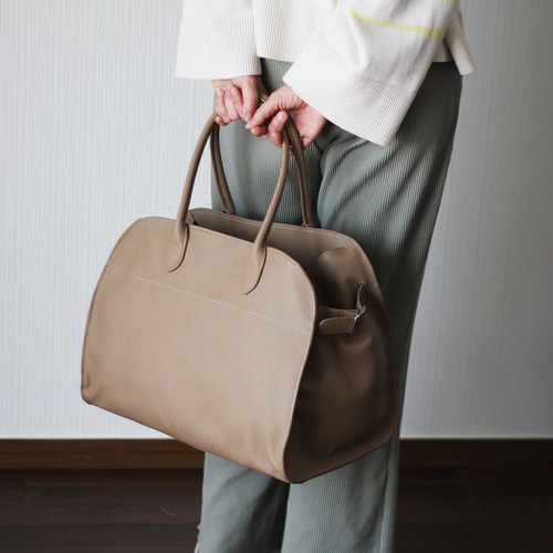 本革 ビッグボストン エディターズバッグ 大容量 たっぷり入る 大きい  