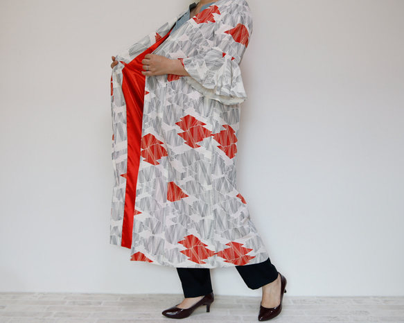 KIMONO Wrapped Dress&#39;n Coat - 獨一無二的 2 向禮服外套，由和服製成！ 第3張的照片