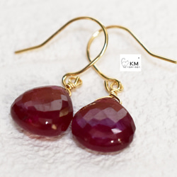 жK18 18金 ロンギド産宝石質ルビーAAA　マロンブリオレットカットピアス 1枚目の画像