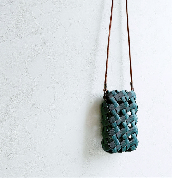 【8色 選べるストラップ 】みんなのスマホショルダー 藍 blue ギフトにも人気 2枚目の画像