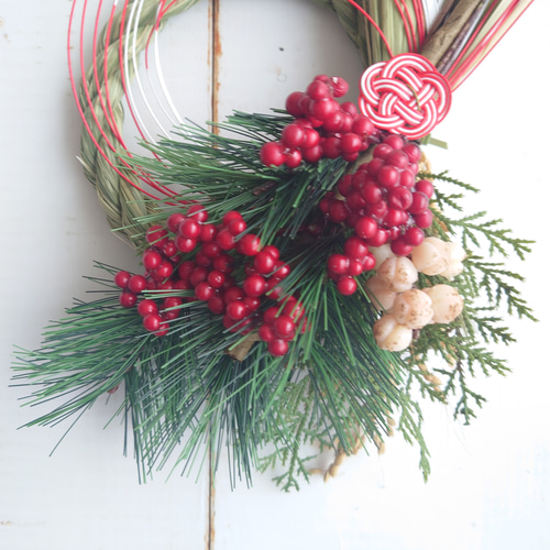 お正月ハンドメイド2024 和モダンしめ縄飾り 南天と松 しめ縄