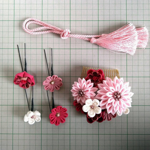 19-26 つまみ細工髪飾り はるの華 コーム mameまめ工房 通販 17001912