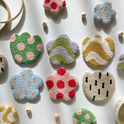 いろいろフラワー コースター 1枚 アート インテリア 壁掛け 刺繍 