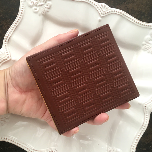 革のチョコ 二つ折り財布 スイート（金の包み紙） 二つ折り財布