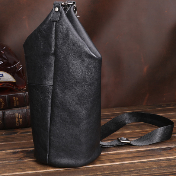 本革 チェストバッグ レザー ショルダーバッグ メンズ オートバイバッグ 牛革ボディバッグ彼氏友達父の日誕生日プレゼント 本革 メンズ ショルダーバッグ バッグ 旅行バッグ