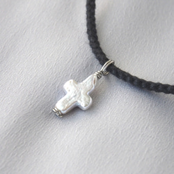 Cross Pendant（淡水パール×Black） 1枚目の画像