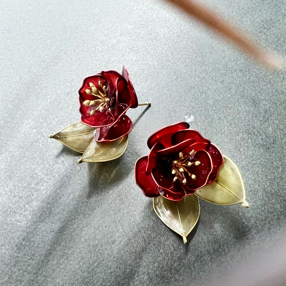 椿 ピアス/イヤリング ディップアート アメリカンフラワー 正月 袴