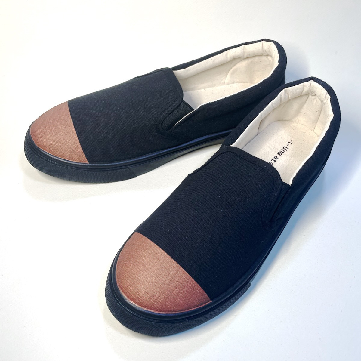 ブロンズトゥスリッポン (ソールブラック) レディース SSサイズ〜LLサイズ