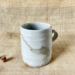 大きい窯焼きマグカップ / Handmade Large Kiln-fired Mug 1枚目の画像