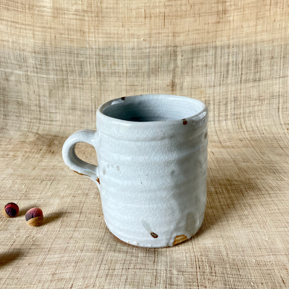 大きい窯焼きマグカップ / Handmade Large Kiln-fired Mug 2枚目の画像