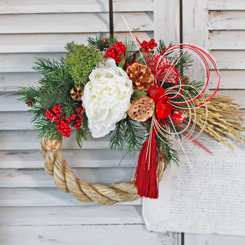 misachan様ご検討分】お正月飾り白い芍薬と赤いしめ縄 しめ縄アレンジ