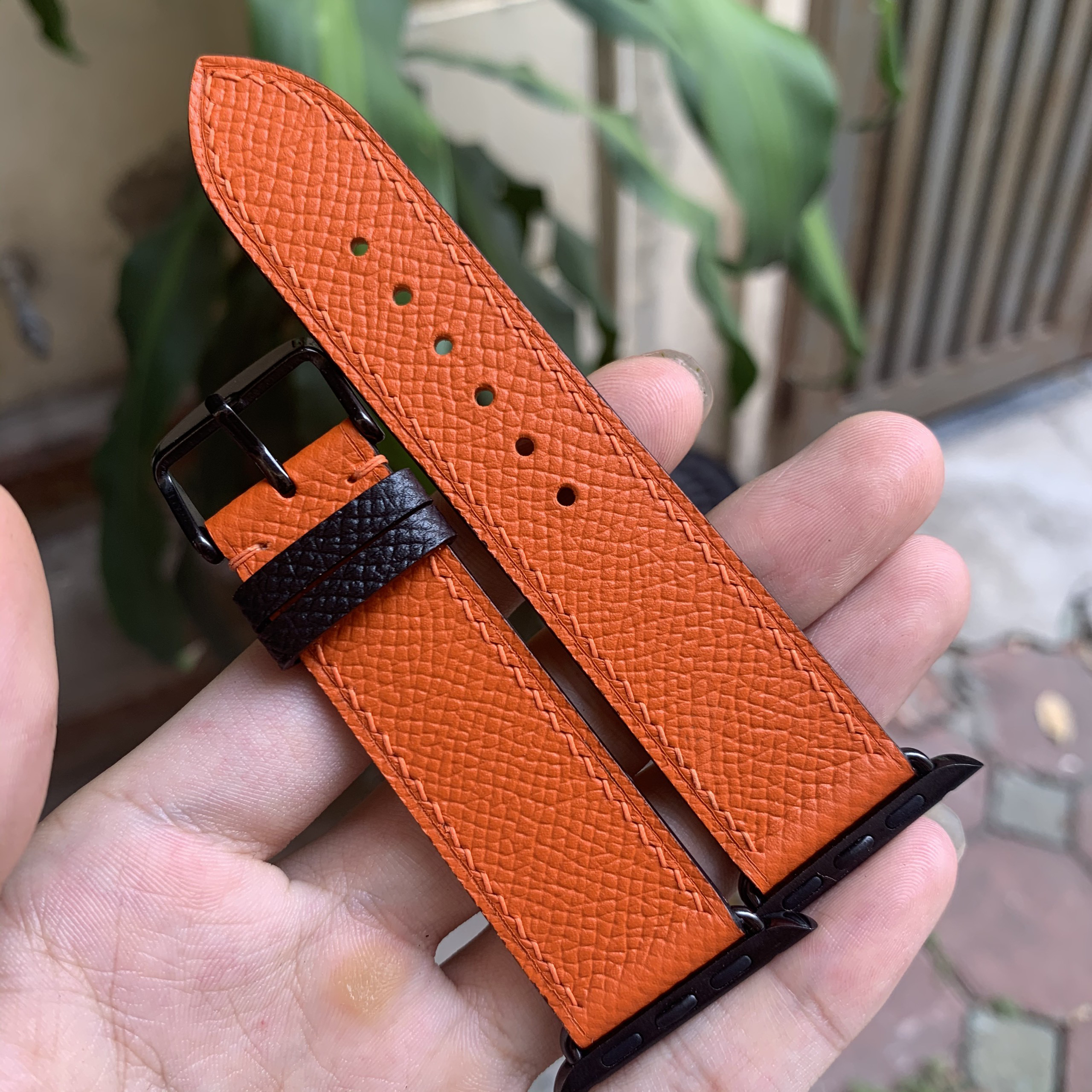 Apple Watch用オレンジとブラックのフレンチエプソン牛革ストラップ（送料無料）