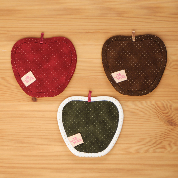 りんごのコースター（3枚組） ～サルトリーヌ家の三姉妹～ 2枚目の画像