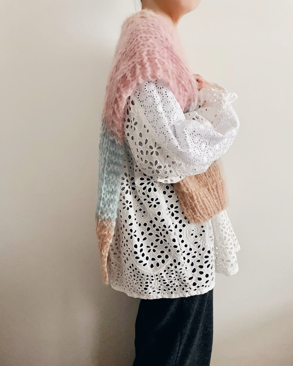 【送料無料】Hand knitted[手編み]アルパカ&モヘアのグラデーションベスト [Creema限定] 3枚目の画像