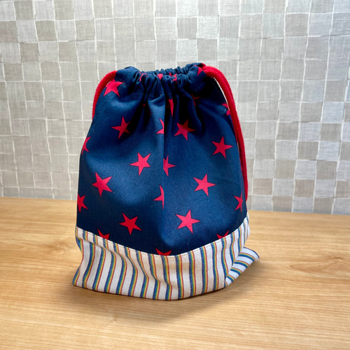 再販…】23×19 25×19 選べる4色星柄巾着袋(コップ袋・給食袋・箸)・片紐