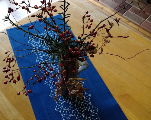 青木湖刺し子 テーブルランナー奴つなぎ その他インテリア雑貨