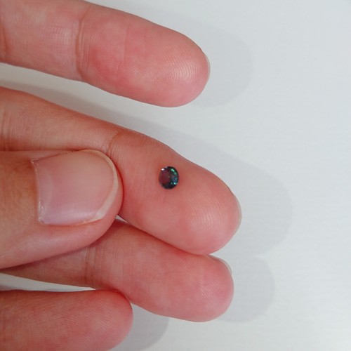 Aliceプロフ必読様 K18地金　ベキリーブルーガーネット　ピアス 楽天市場】K18/PT ベキリーブルーガーネット ボディピアス