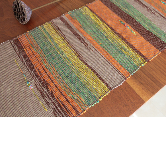 コットンウール手織りテーブルランナー　ベージュ系3/タペストリー/敷物/インテリア 3枚目の画像